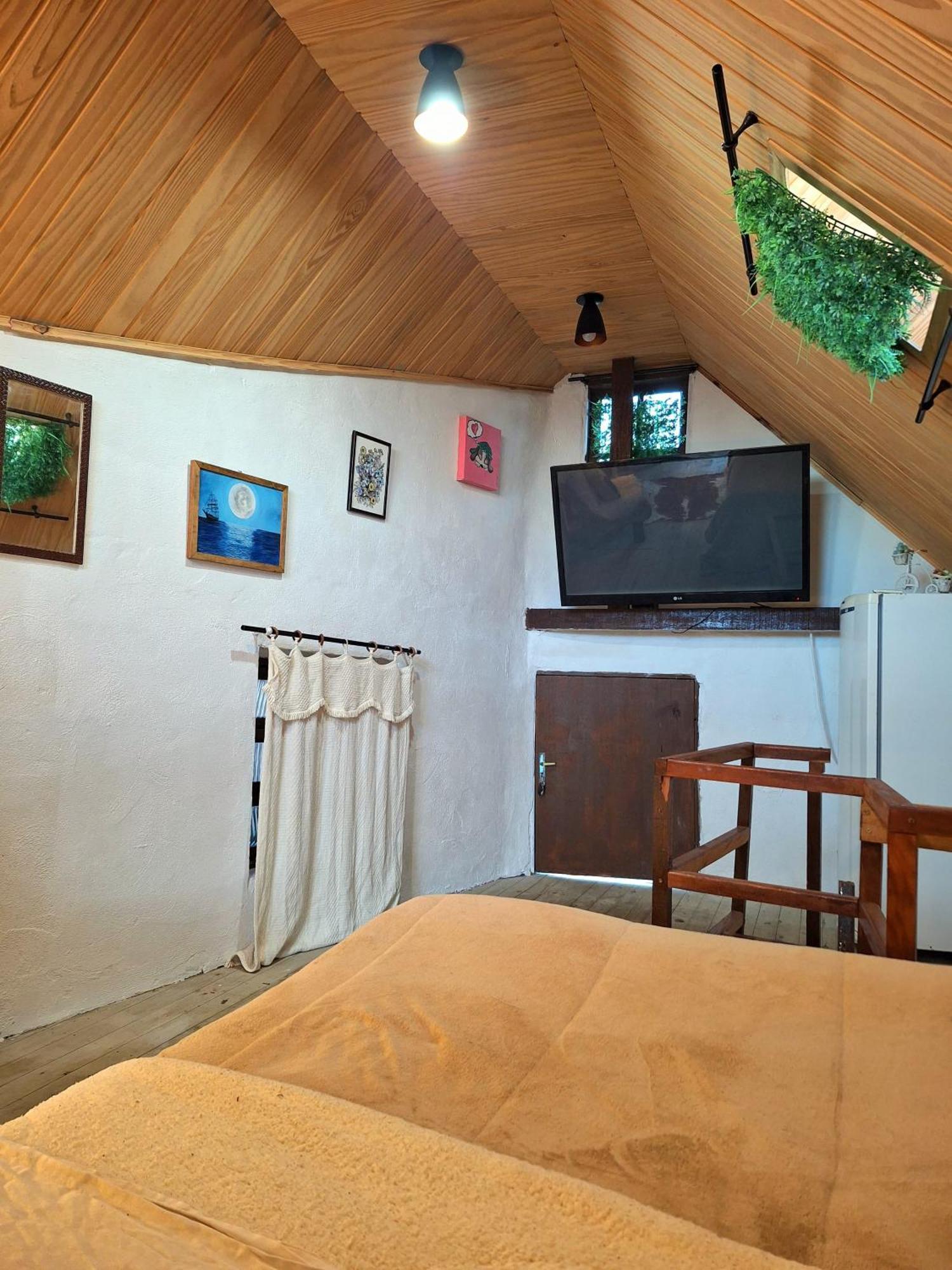 Piscina Lareira Sinuca Linda Vista 4 Km Do Centro Chales E Suites Em Campos Do Jordao กังโปสดูจอร์เดา ภายนอก รูปภาพ