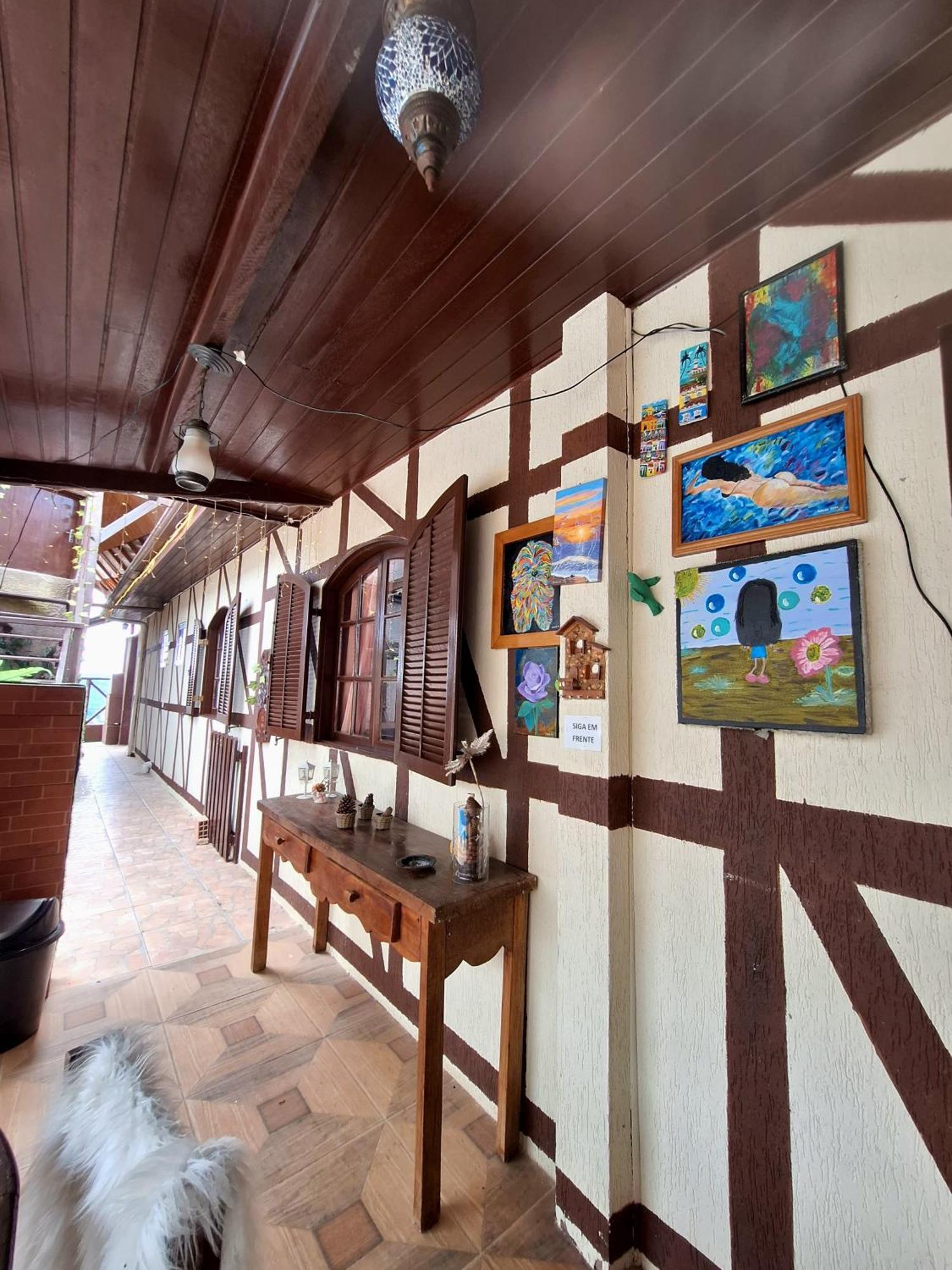 Piscina Lareira Sinuca Linda Vista 4 Km Do Centro Chales E Suites Em Campos Do Jordao กังโปสดูจอร์เดา ภายนอก รูปภาพ